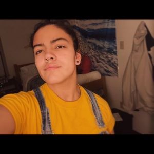 Meet your Posher, Emelynn